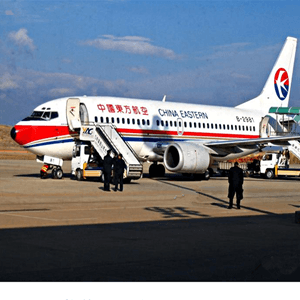 桂林航空托运航空快运业稳步发展的原因是什么？